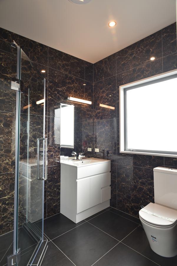 Bealey Plaza Motel Κράισττσερτς Εξωτερικό φωτογραφία Bathroom